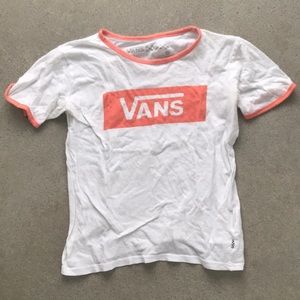 🦋3/30$Vans T-shirt